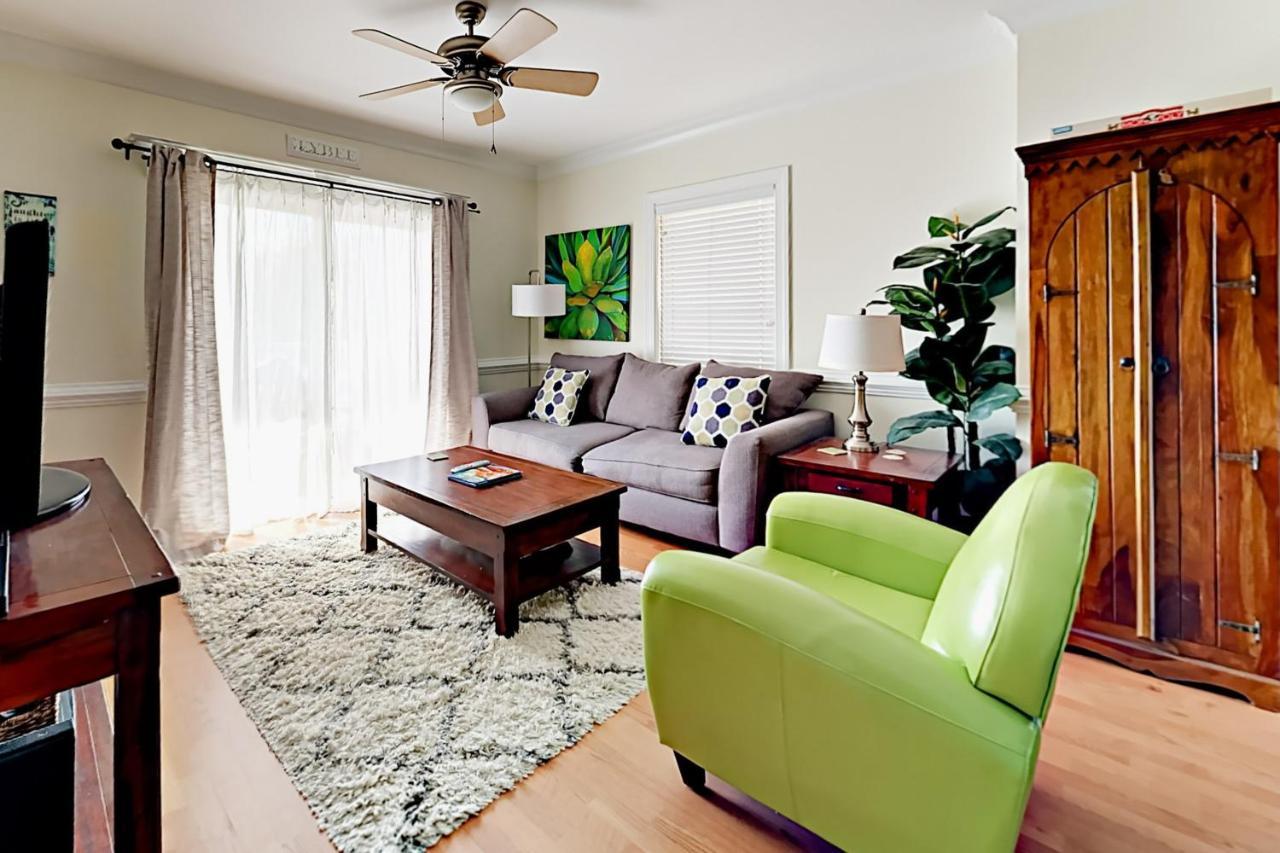 Silver Shores Apartment